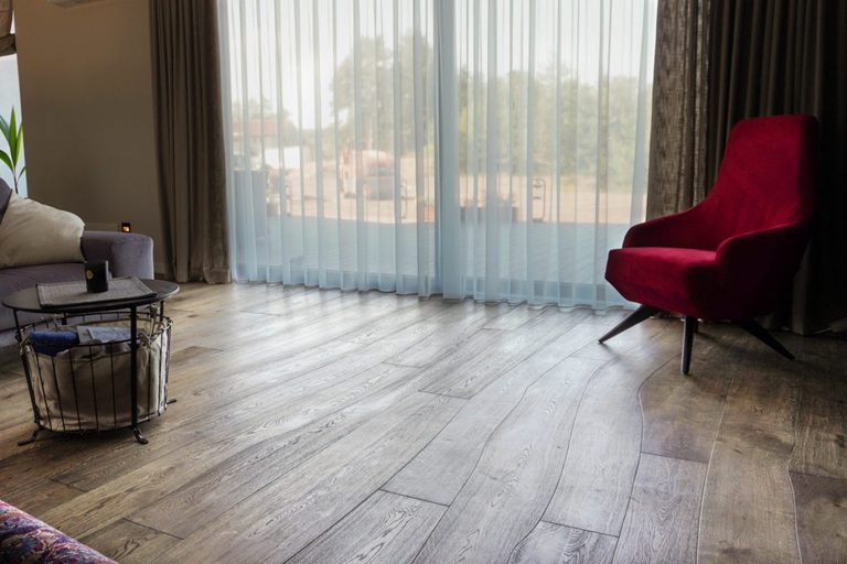 Parke döşeme salon örneği